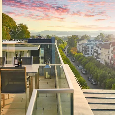 First Im First Sellin, Penthouse Paradies Am Appartement *