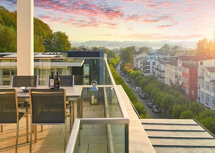 First Im First Sellin, Penthouse Paradies Am Appartement *